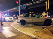  بالصور: اصابة 3 أشخاص بحادث طرق ذاتي في مدخل مدينة يافا الشرقي